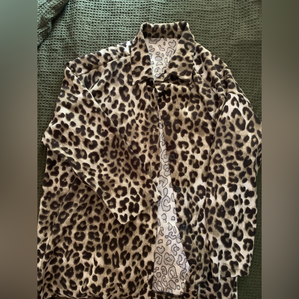 SHEIN ButtonUp Leopard Print Coat/Shirt       2XL(16)